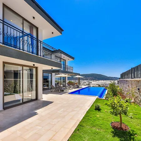 Etoo * Yesilkoy (Mediterranean)