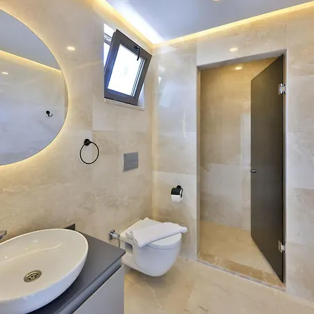 Vila Etoo Yesilkoy (Mediterranean)