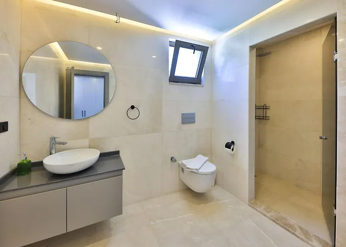 Etoo * Yesilkoy (Mediterranean)