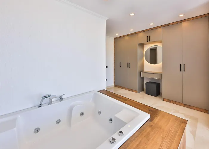 Villa Etoo Yesilkoy (Mediterranean)